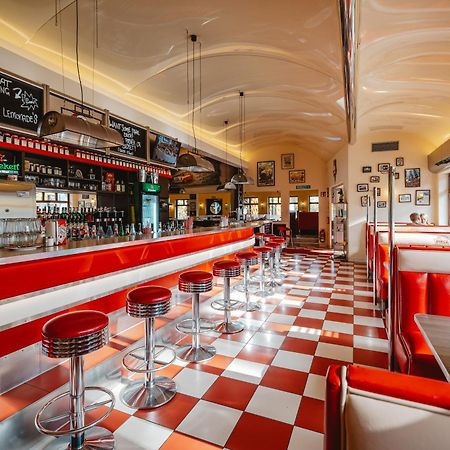 Themenhotel 50'S Ville Motel Chemnitz Dış mekan fotoğraf