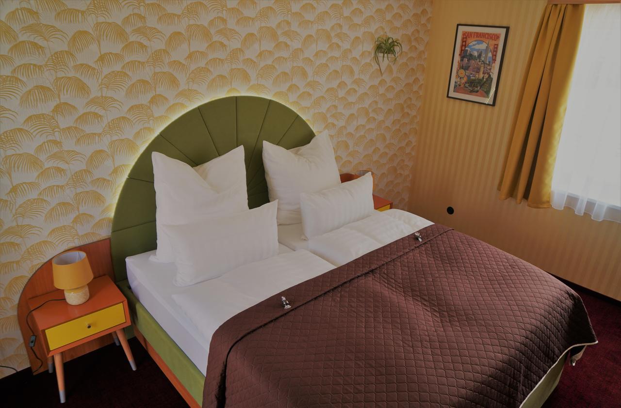 Themenhotel 50'S Ville Motel Chemnitz Dış mekan fotoğraf